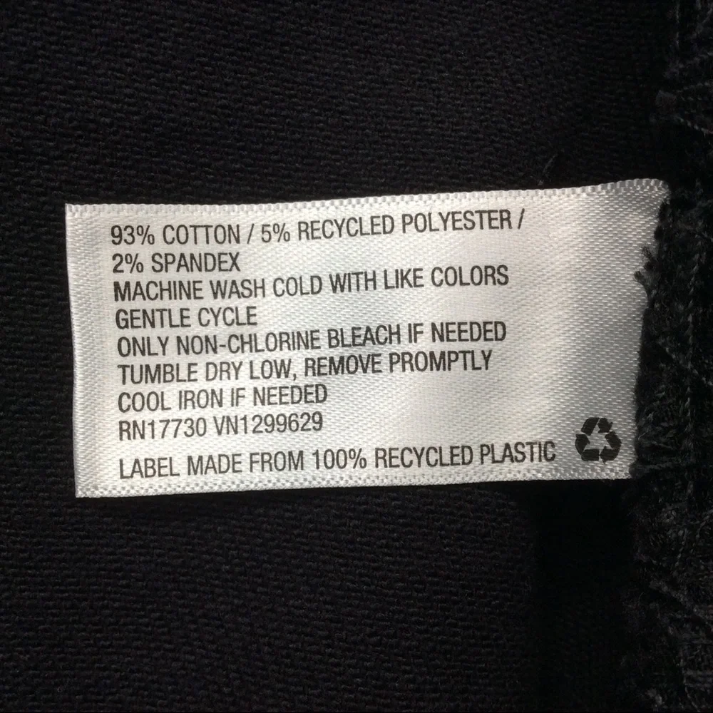 Ava & Viv Jean Shorts Women’s Plus Sz 22W Blk High Rise Cutoff Distressed Ripped - Picture 4 of 9